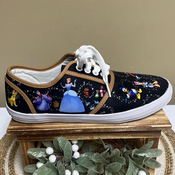 Disney (Bradford Exchange) Women’s Canvas size(8) shoes - Picture 7 of 11